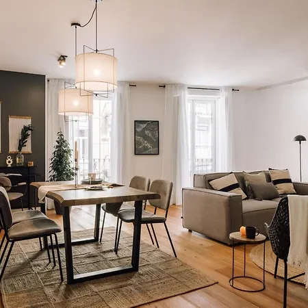 Espot - 2 Bedrooms In Graca Apartment