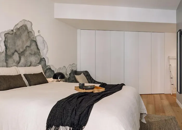 Espot - 2 Bedrooms In Graca Lisboa